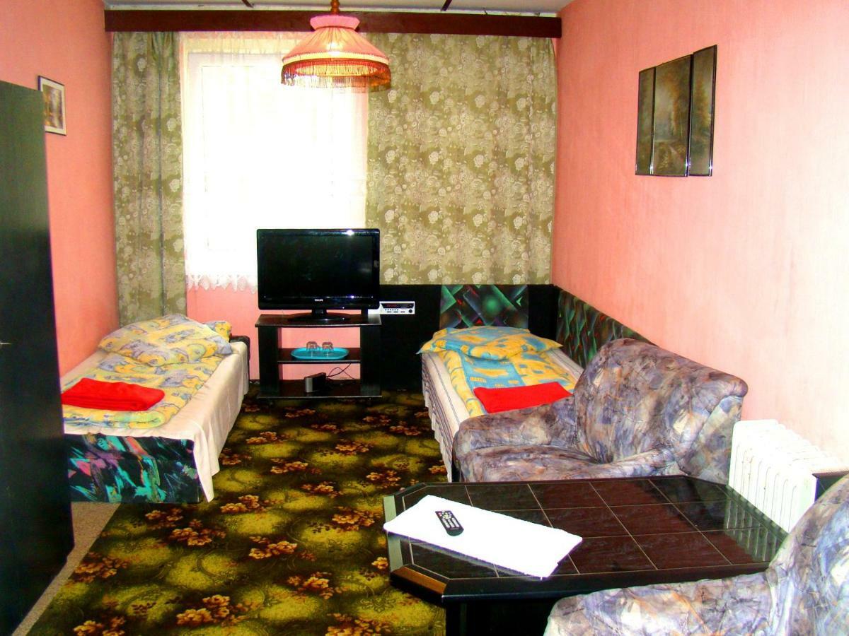 Hotel Osrodek Wypoczynkowy Oaza Kuznica Zbaska Exterior foto