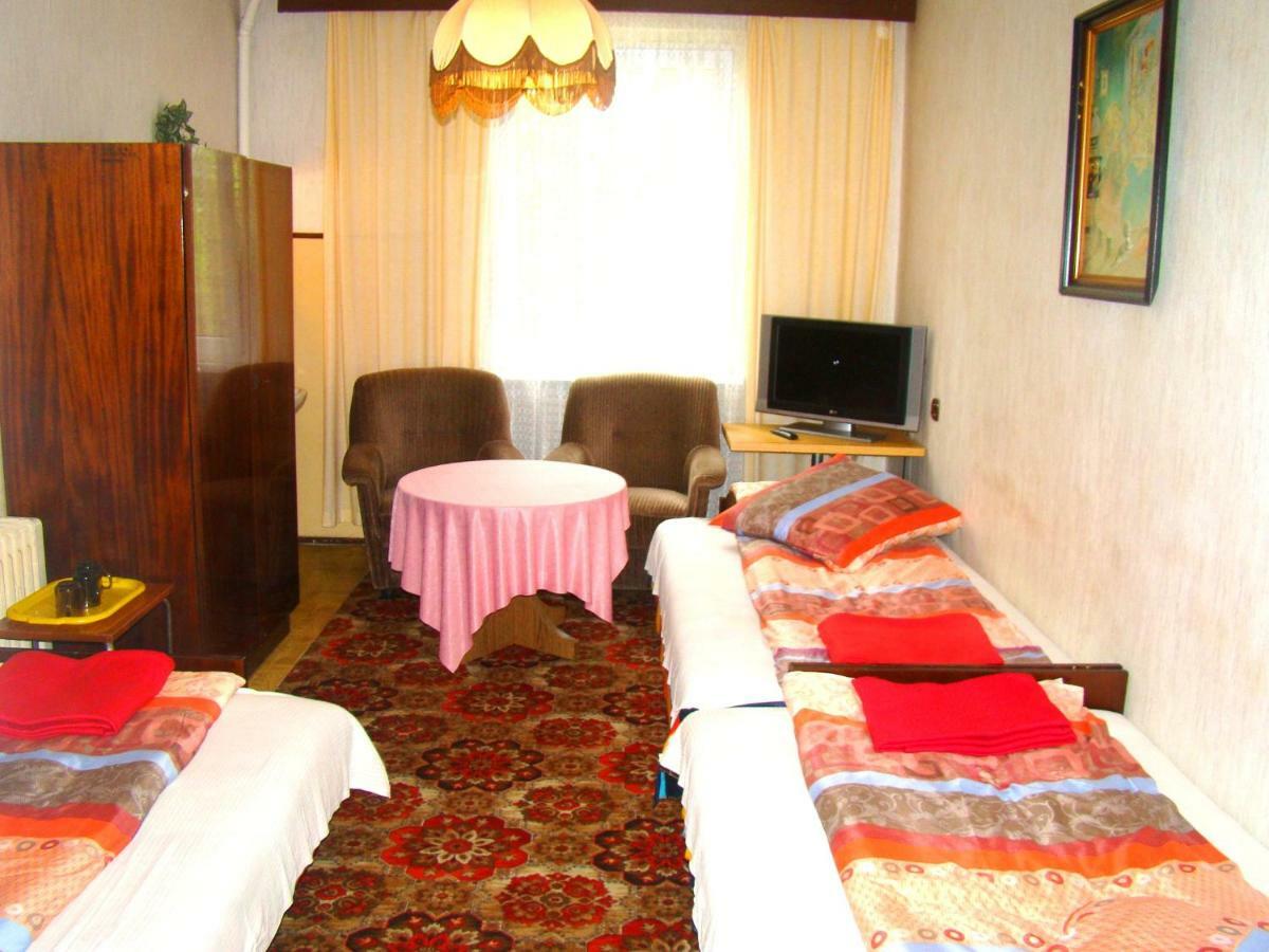 Hotel Osrodek Wypoczynkowy Oaza Kuznica Zbaska Exterior foto